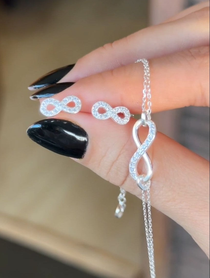 CONJUNTO DO INFINITO CRAVEJADO EM PRATA 925