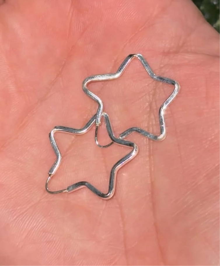 ARGOLA ESTRELA FIO QUADRADO
