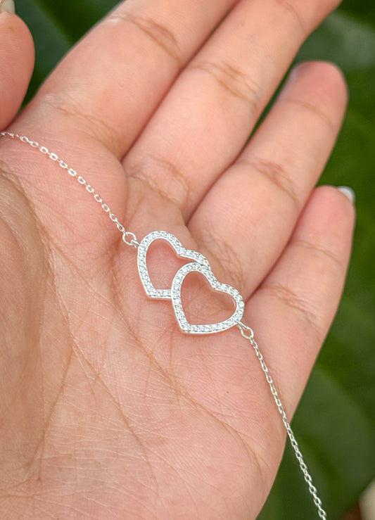 CONJUNTO DOIS CORAÇÕES VAZADO