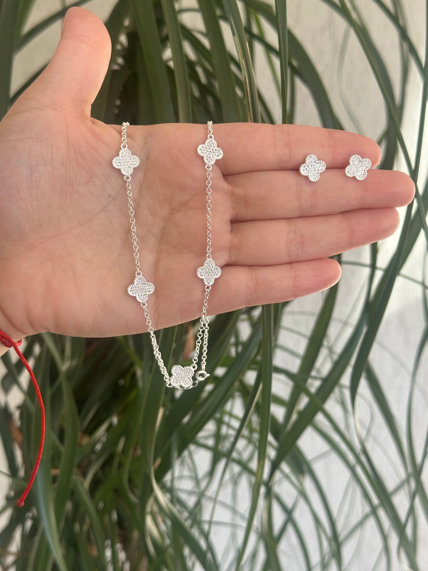 CONJUNTO TREVO