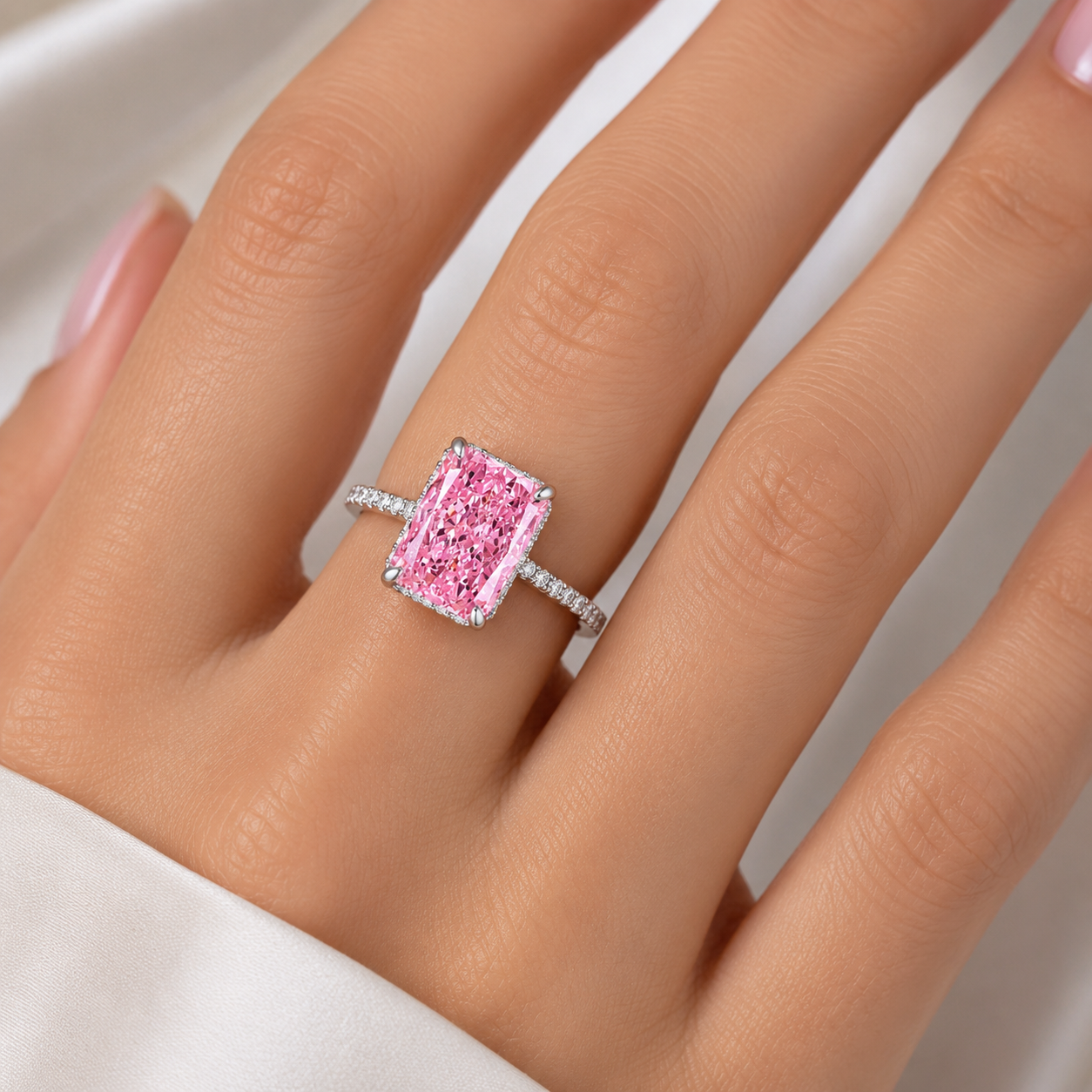 SOLITÁRIO RETANGULAR ROSA PRATA 925 COM BANHO DE RÓDIO