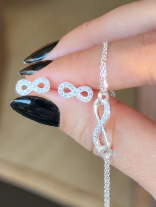 CONJUNTO DO INFINITO CRAVEJADO EM PRATA 925