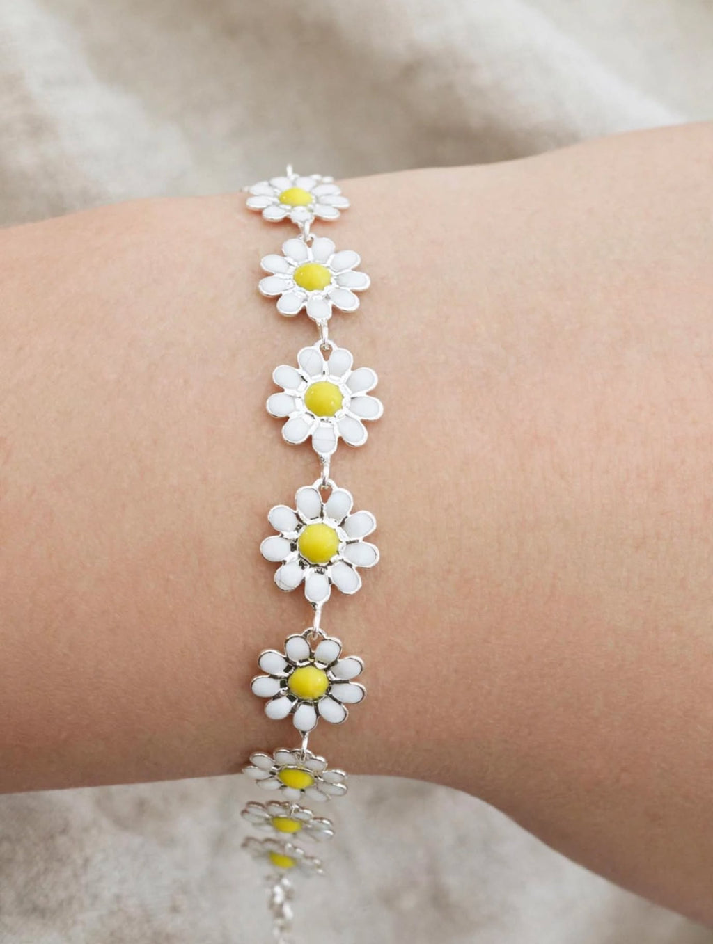 Pulseira Margarida Semijoia Prateada Premium