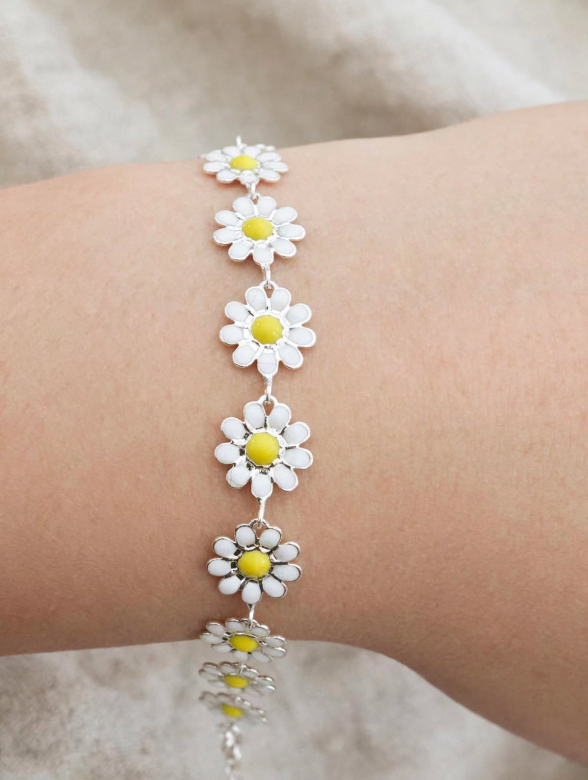 Pulseira Margarida Semijoia Prateada Premium