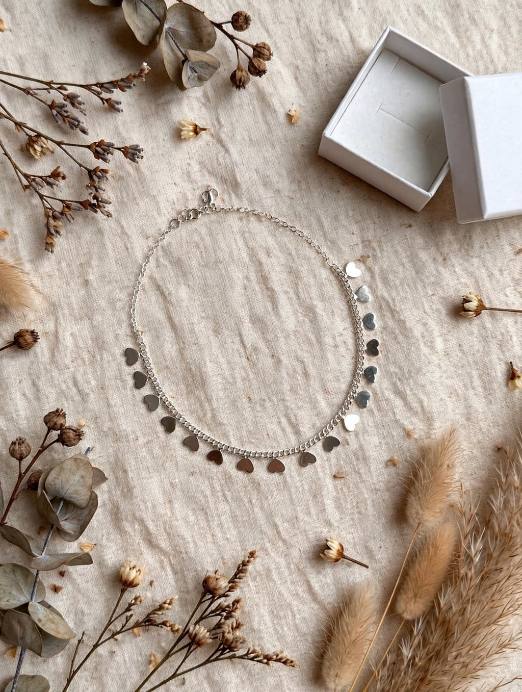COLAR/ CHOCKER CORAÇOES LISO SEMIJOIA PRATEADA