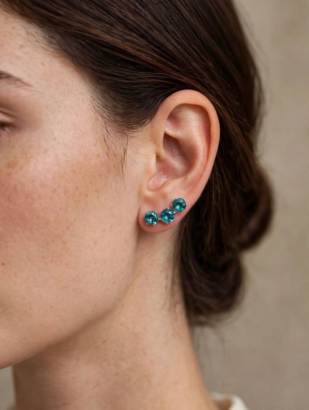BRINCO EARCUFF COLORS SEMIJOIA